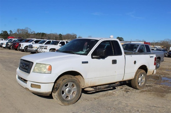 2004 FORD F-150 TRUCK