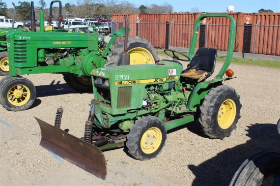 JOHN DEERE 650