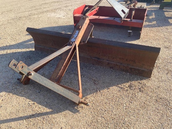 5FT GRADER BLADE W/3 POINT HITCH