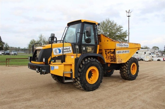 2014 JCB DUMP TRUCK 714