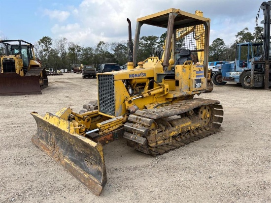 KOMATSU D21P DOZER