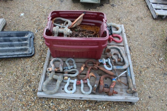 PALLET OF SHACKLES
