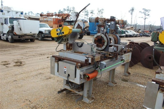PIPE THREADER