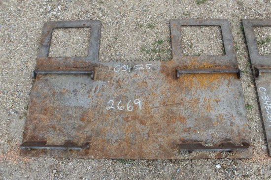 SKID STEER PLATE WITH GUARD
