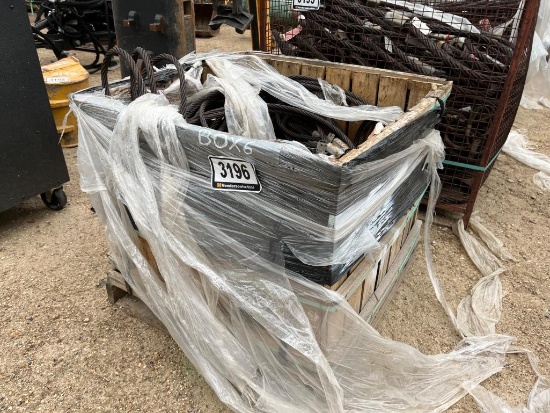 BOX OF 5/8IN WIRE ROPE SLINGS