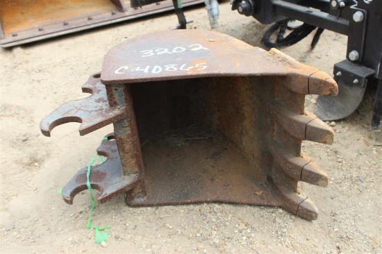 DIGGING BUCKET