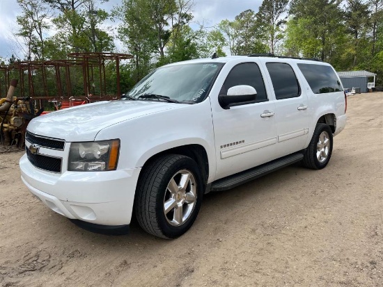 2011 CHEVROLET SUBURBAN LT