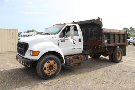 2000 FORD F720