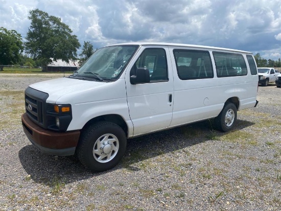 2014 FORD E-350