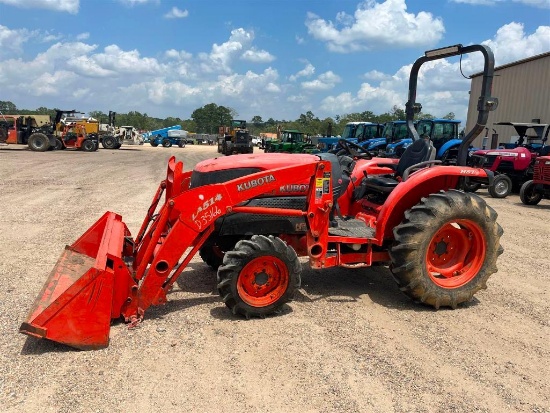 KUBOTA L3240 TRACTOR