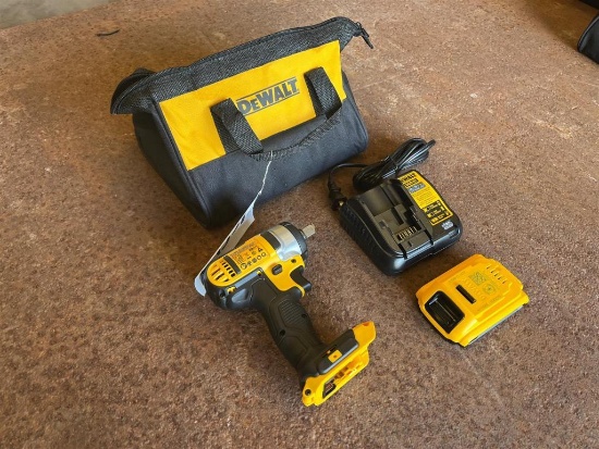 DEWALT 20V CORDLESS IMPACT DRILL