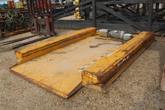 ELECTRIC LIFT