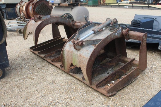 BOBCAT GRAPPLE BUCKET