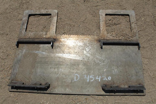 SKID STEER PLATE WITH GUARD
