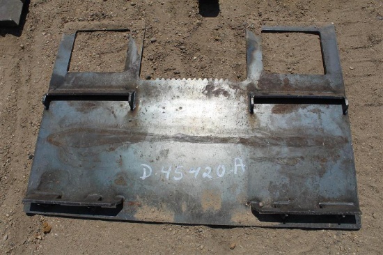 SKID STEER PLATE WITH GUARD