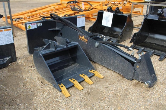 LAND HONOR SKID STEER BACKHOE WITH 20IN BUCKET