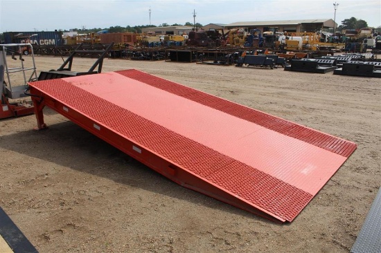 16FT LOADING RAMP ADJUSTABLE JACK