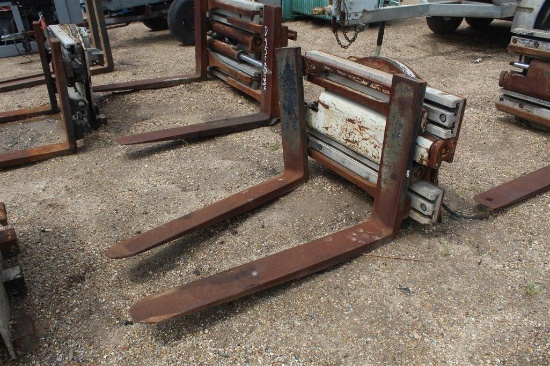 FORK FRAME WITH FORKS