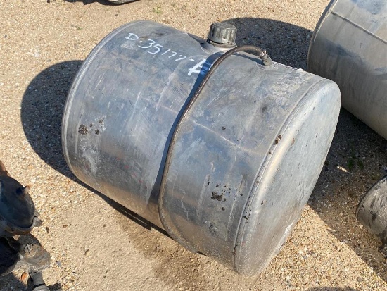 HYDRAULIC TANK FOR TRACTOR TRUCK