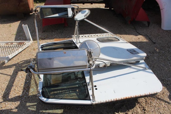 PALLET OF TRUCK DOORS