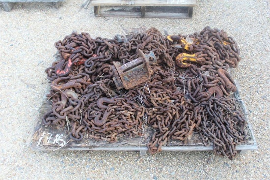 PALLET OF HEAVY DUTY CHAINS