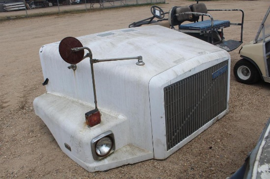 WHITE GMC TRUCK HOOD VOLVO