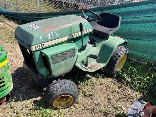 JOHN DEERE 270 MOWER | FOR PARTS/REPAIRS
