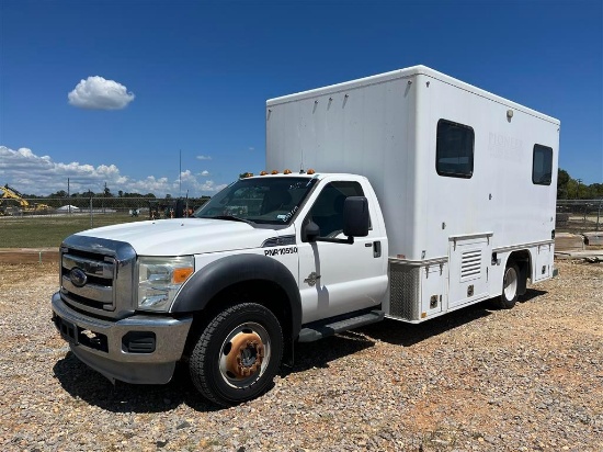 2013 FORD F550 WITH OFFICE BODY
