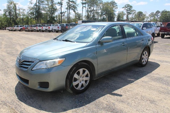 2010 TOYOTA CAMRY
