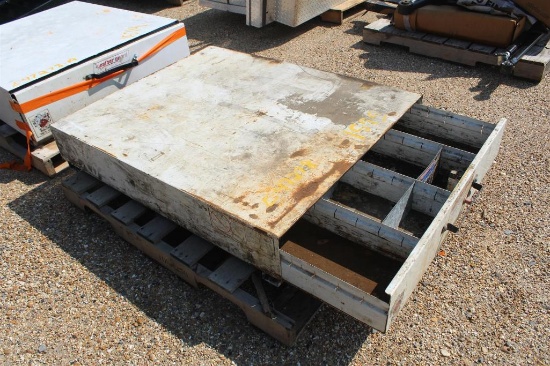 WEATHER GUARD PULL OUT TRAY TOOL BOX