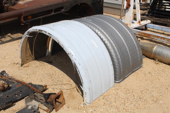 SET OF PLASTIC FENDER AND SET OF STANLESS STEEL FENDER