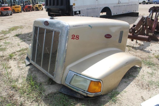 SEMI TRUCK HOOD