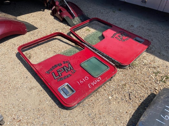 2002 KENWORTH TRUCK DOOR
