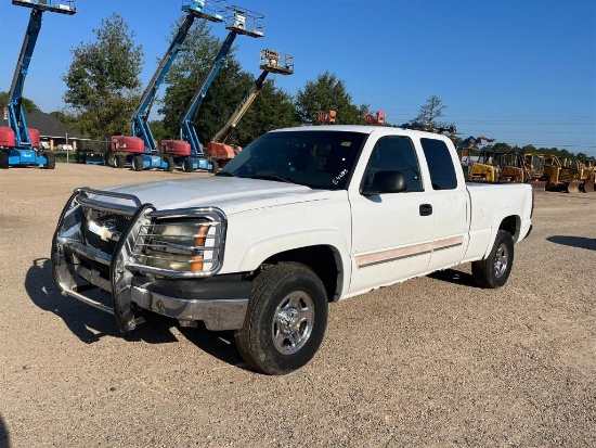 2004 CHEVROLET