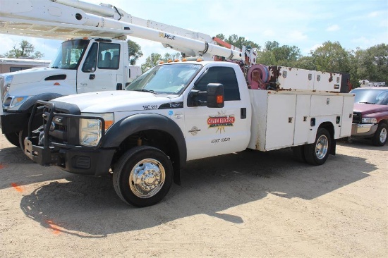 2012 FORD F550