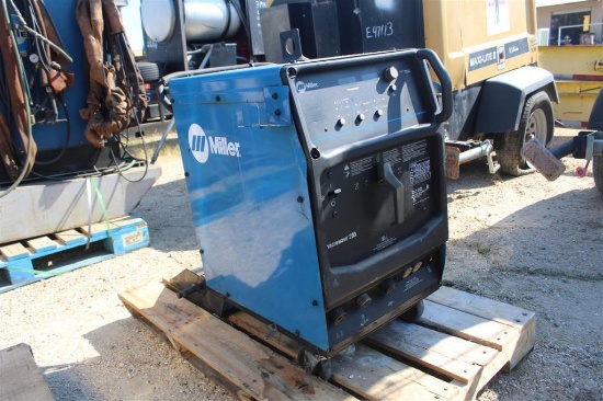 MILLER SYNCROWAVE 200 WELDING MACHINE