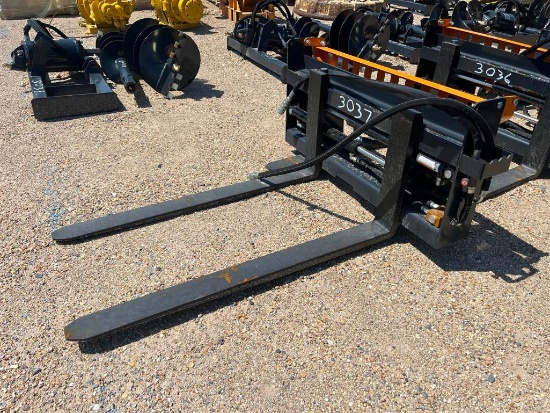 2023 WOLVERINE PALLET FORK