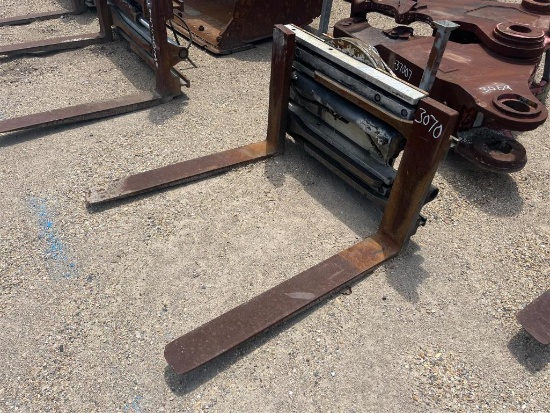 FORK FRAME WITH FORKS