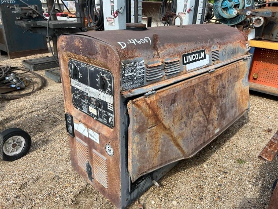 LINCOLN CLASSIC II WELDING MACHINE