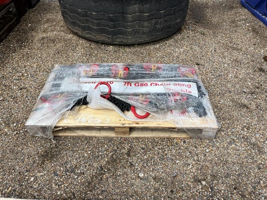 PALLET WITH 5/16IN 7FT G80 DOUBLE CHAIN SLING