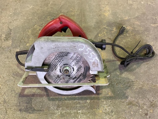 MILWAUKEE HEAVY DUTY CIRCULAR SAW