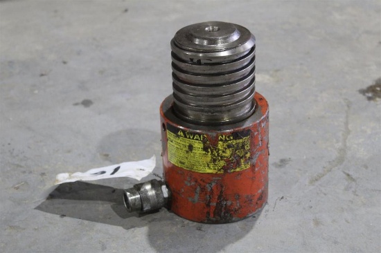 HYDRAULIC RAM