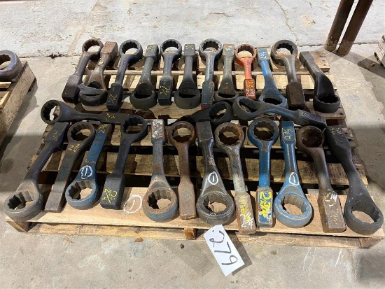 PALLET OF STRIKING WRENCHES