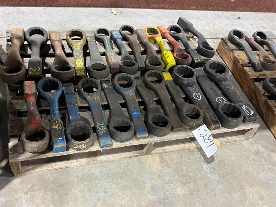 PALLET OF STRIKING WRENCHES