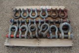 PALLET OF SHACKLES
