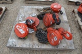 PALLET OF CHAIN HOISTS