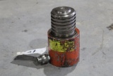 HYDRAULIC RAM