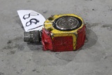 HYDRAULIC RAM SPREADER