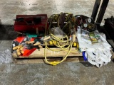 PALLET OF MISCELLANEOUS ITEMS