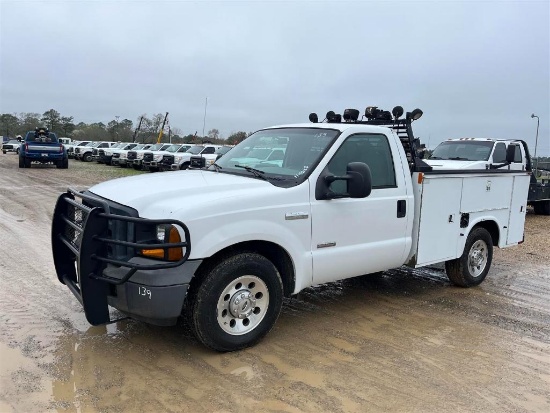2006 FORD F250 SERVICE TRUCK